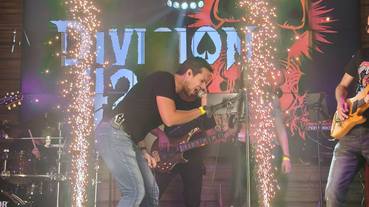 Division 42 live